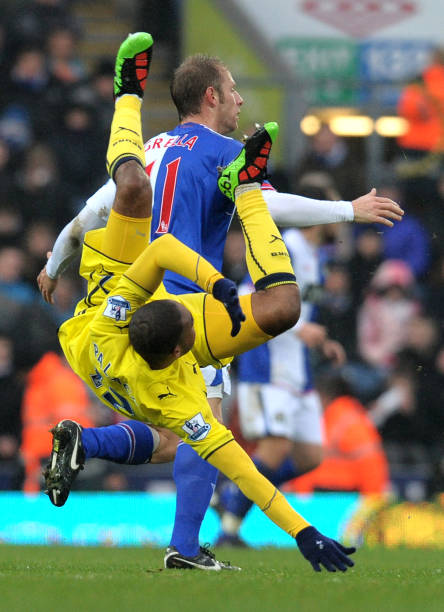 詹金斯自 詹金斯自